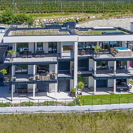 Penthouse Skygarden Apartment Schenna Bagian luar foto